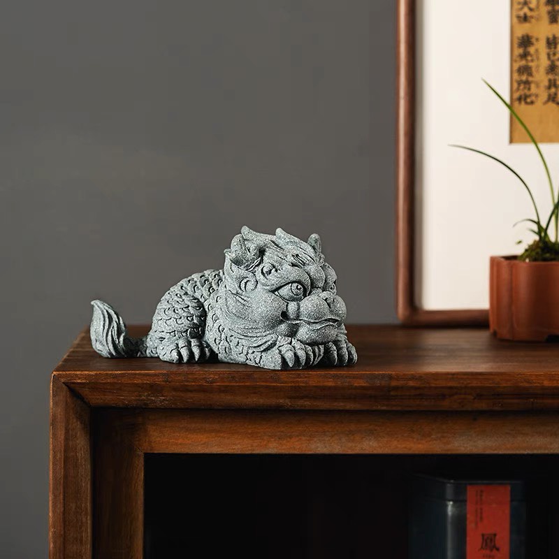 Tượng KỲ LÂN ĐẠI CÁT Đá Sa Thạch trang trí bàn trà, bàn làm việc, quà tặng ý nghĩa