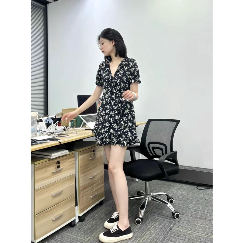 Váy hoa nhí chất voan cát, đầm voan hoa cổ V màu đen thời trang mùa hè