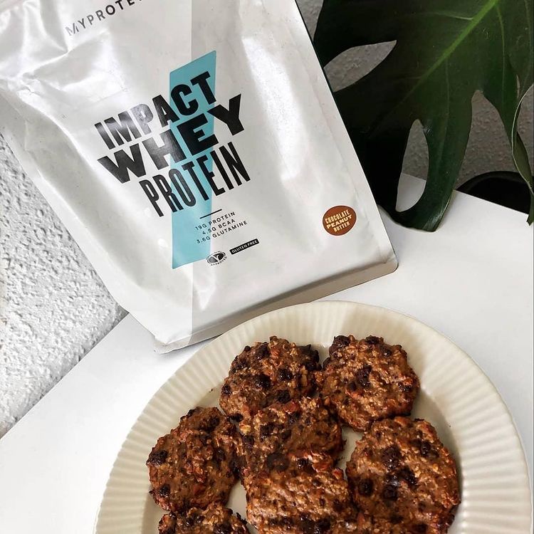 Bột đạm dinh dưỡng thể thao thể hình IMPACT WHEY PROTEIN 2.5KG hỗ trợ tăng cơ từ thương hiệu MYPROTEIN
