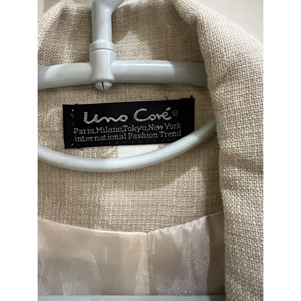 Pass áo blazer linen màu be sáng size S M nhỏ