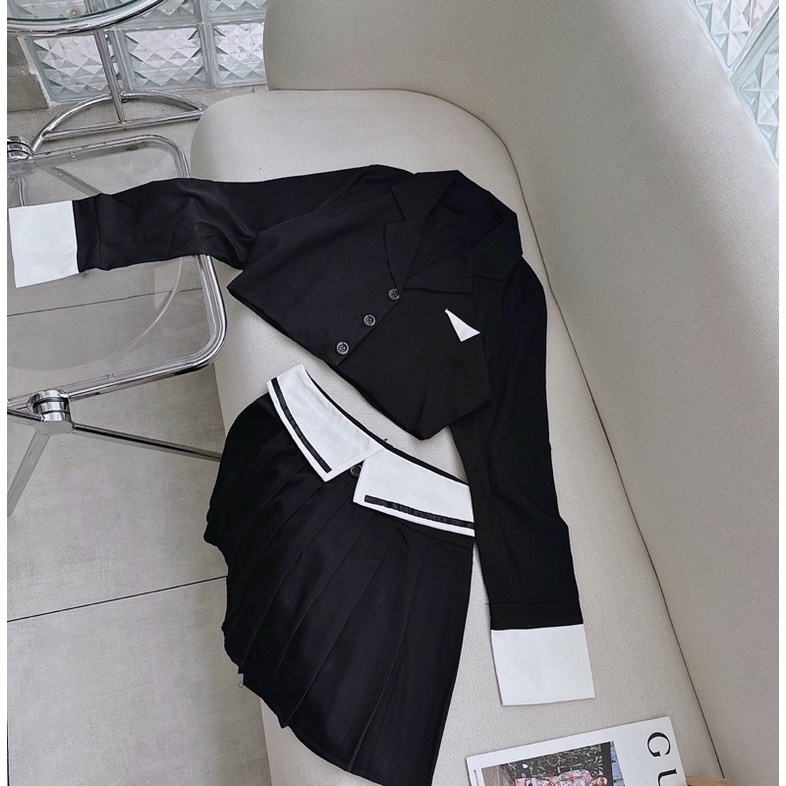 Set áo crop vest kẻ sọc + short