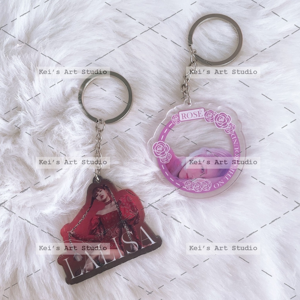 Móc khóa  blackpink thiết kế độc đáo: on the ground, lalisa, shut down, pink venom,...