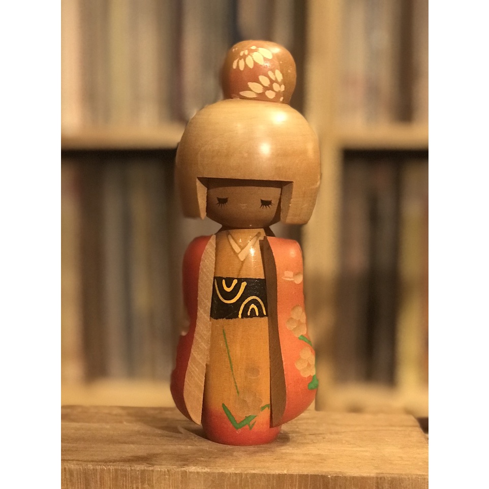 Búp bê gỗ Kokeshi