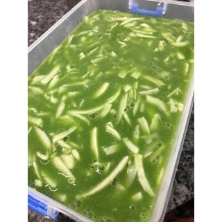 Chè dừa non lá dứa