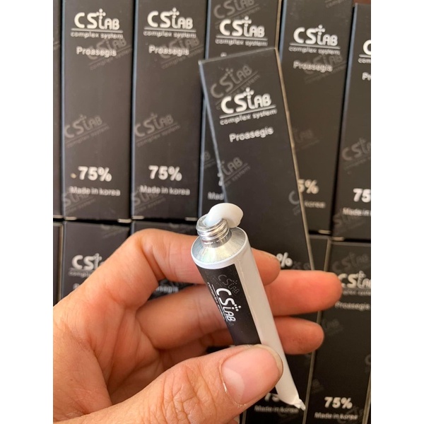 kem tê phun săm( mày+ môi) Cslab 75% chính hãng
