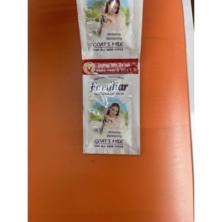 Sữa tắm familiar con dê 12 gói x 6g