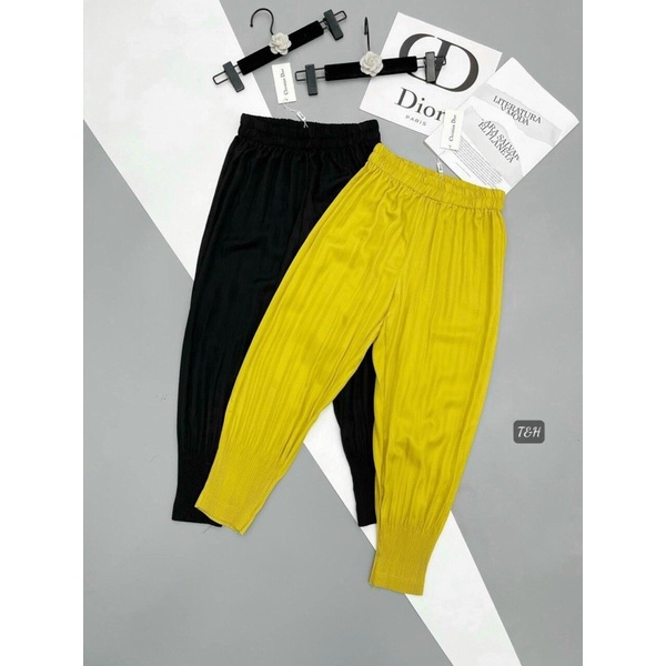 Quần bom mới sịn xò