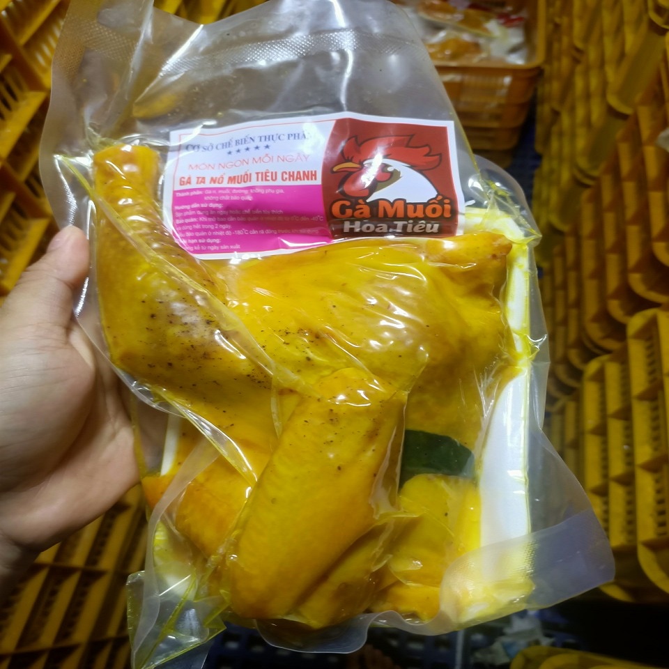1 khay 500gr Gà ủ muối nửa con - sieuthingon-com