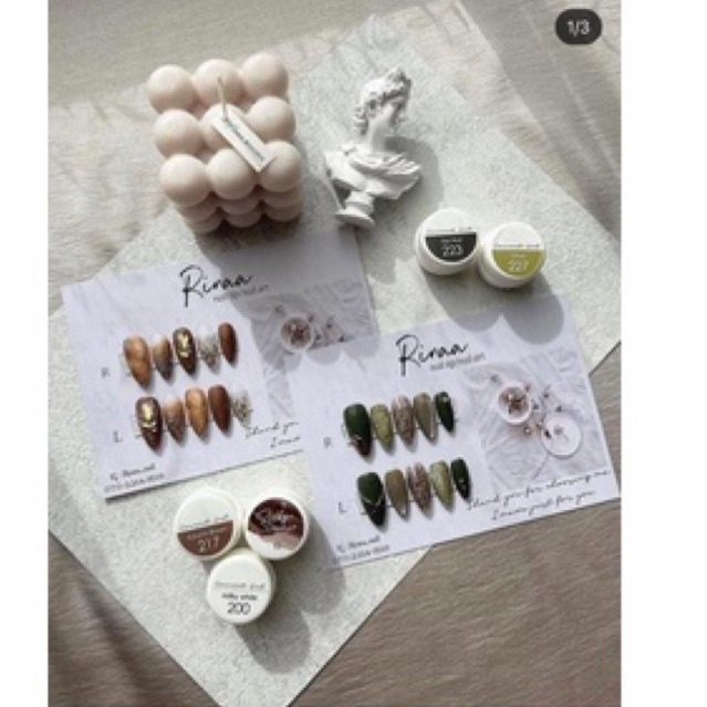 Bìa gắn Nailbox và dụng cụ Móng tay