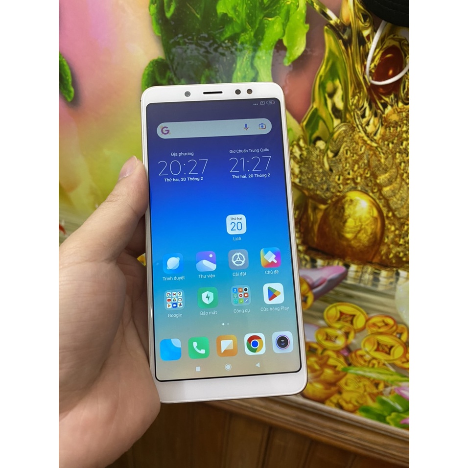 Điện thoại redmi note 5 xiaomi ram 3/32G lên vỏ mới