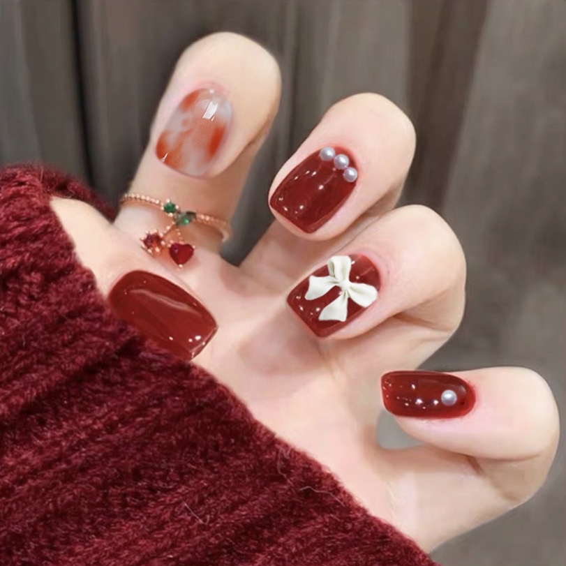 Set 24 móng tay giả màu trắng ngắn vuông Lyly Z seri  móng giả nailbox đẹp trẻ trung năng động cá tính có kèm keo tự gắn