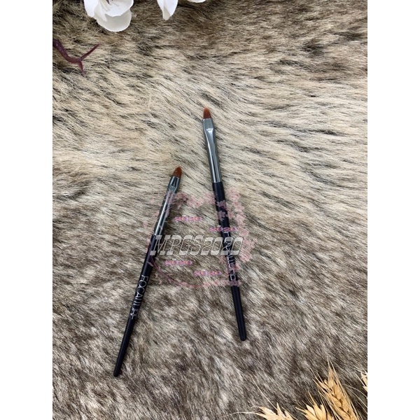 Cọ trang điểm mắt FOCALLURE