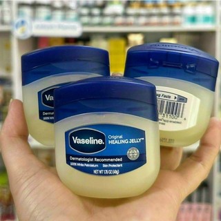 Sáp dưỡng ẩm đa năng Vaseline 49g Original của Mỹ