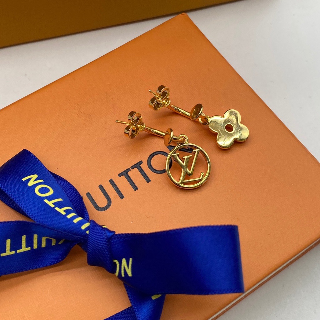 Bông Tai Chữ L Thời Trang Thanh Lịch