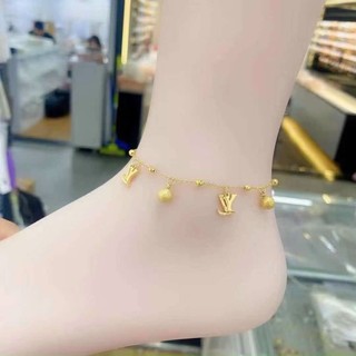 lắc chân titan chử Vmạ vàng ko đen