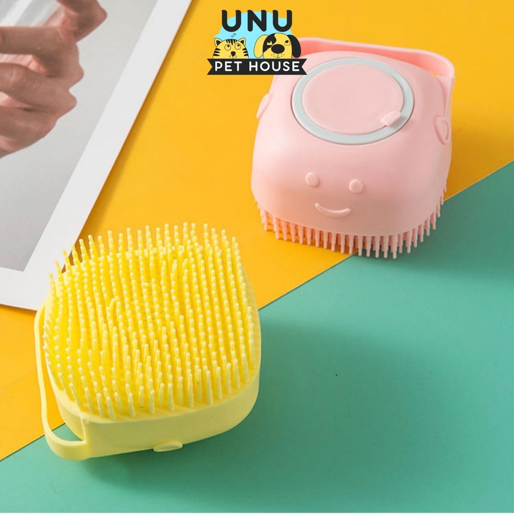 Bàn chải tắm chó mèo sillicon tạo bọt giúp thú cưng tắm sạch và tiện dụng - UNU Pet House