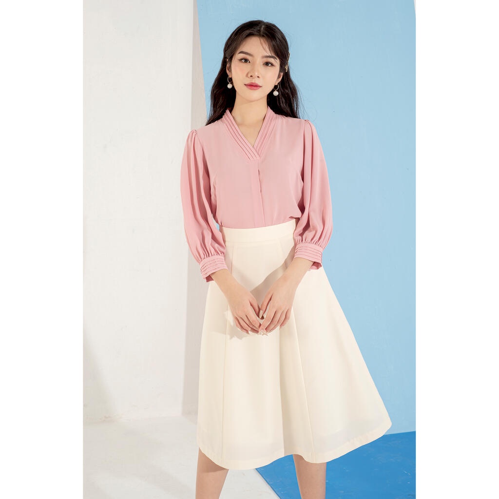 Áo sơ mi lụa cổ V, tay lỡ MMOutfit M-AO071221273