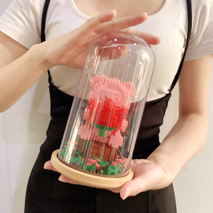 Mô hình lắp ghép Gấu cầm hoa 18cm - Lắp ráp Le.go quà tặng cho người yêu MAX TOYS