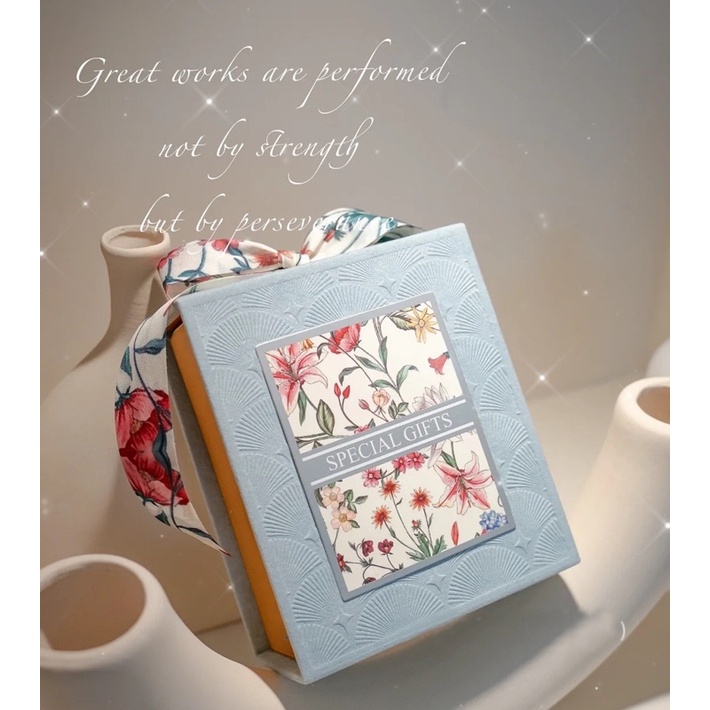 Hộp quà chất liệu vải nhung