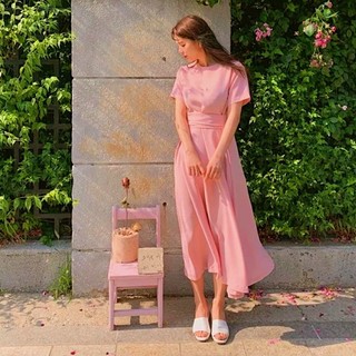 Đầm hồng ruốc cổ tròn chéo eo