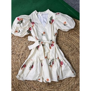 Đầm hoa thêu babydoll