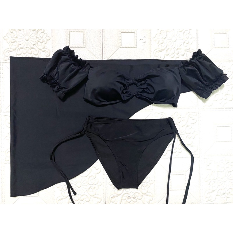 Bikini sét 3 món áo tay nhún quần xịt luồng dây