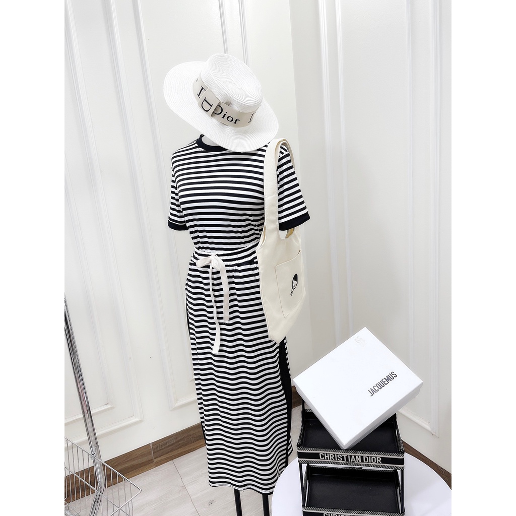 Set Bộ Kẻ Sọc Trắng Đen Áo Croptop Phối Chân Váy Ôm Đuôi Cá Dáng Dài Hàng Qccc Chất Vải Thun Co Giãn, Thoải Mái