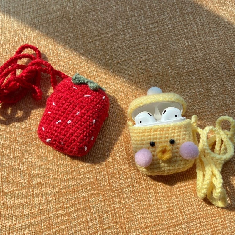 Case airpod len crochet Handelait con gà, quả dâu tây dễ thương