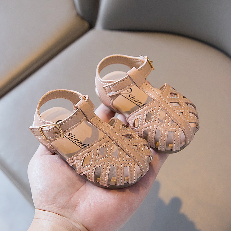 Dép sandal tập đi bé gái siêu mềm 0-3 Tuổi, mũi rọ dễ thương chống trơn trượt quai dán