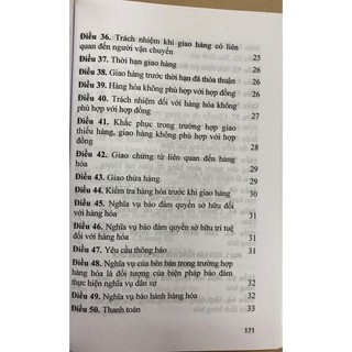 Sách Luật thương mại (NXB Lao Động)