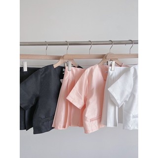 Set áo kèm chân váy xếp ly