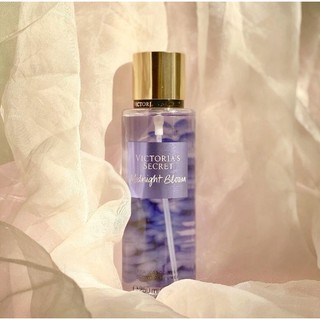 ✨ Xịt thơm Body Mist 𝐕𝐢𝐜𝐭𝐨𝐫𝐢𝐚'𝐬 𝐒𝐞𝐜𝐫𝐞𝐭 𝐌𝐢𝐝𝐧𝐢𝐠𝐡𝐭 𝐁𝐥𝐨𝐨𝐦