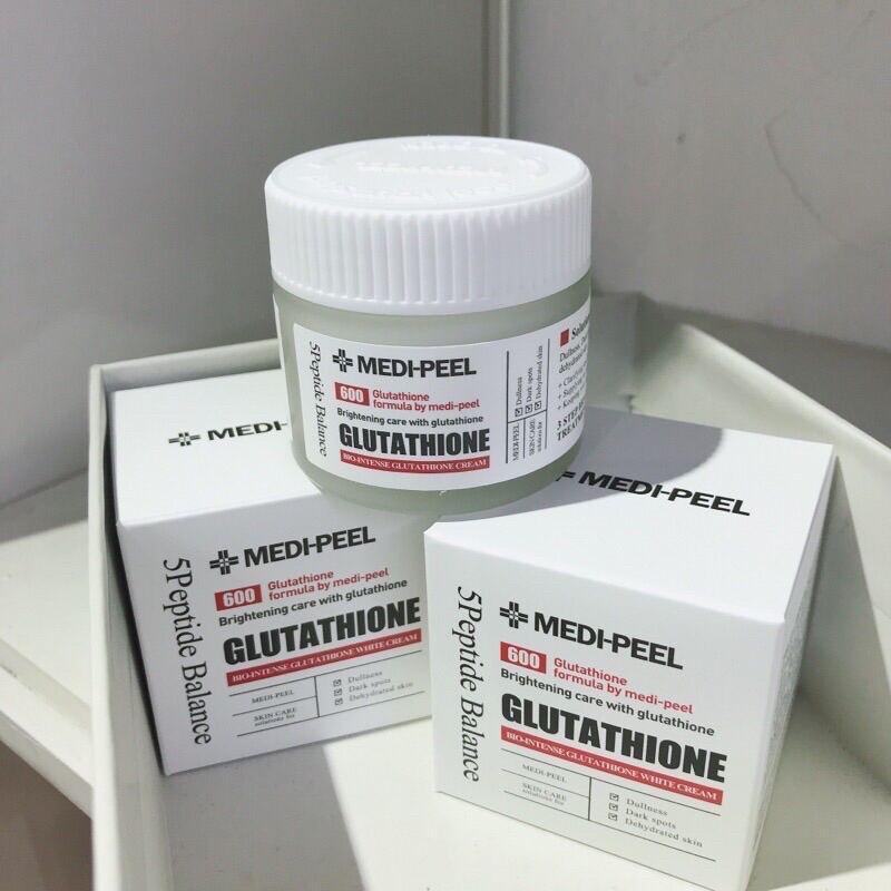 Kem trắng da Medi Peel Glutathione 600 50g - Dưỡng trắng và Trẻ hóa làn da