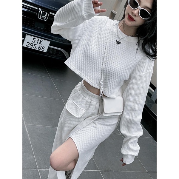 SET thiết kế (chân váy xẻ tà + áo croptop tay dài) màu trắng + đen + xám + đỏ + nâu diện đi chơi, coffee,…