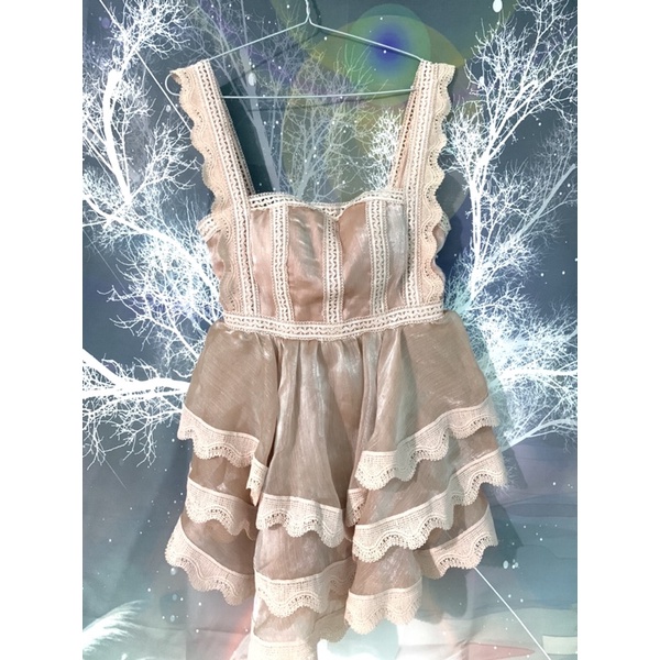 Thanh lý đầm váy