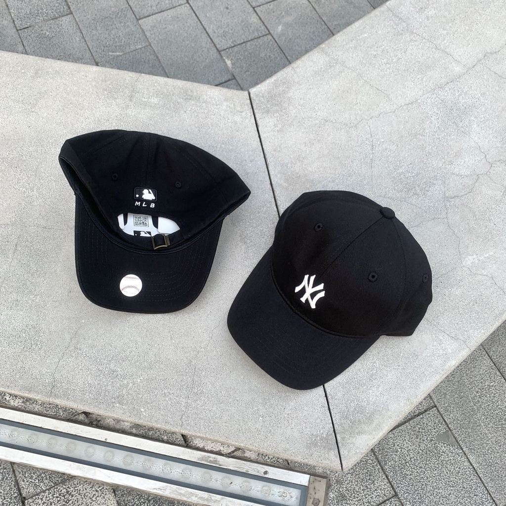 Mũ MLB Lucky Ball NY Black xuất Hàn