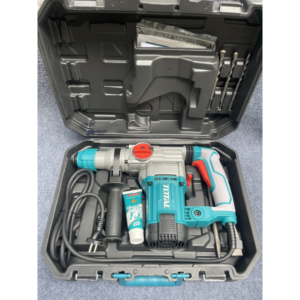 Máy khoan đục bê tông 1500W Total TH1153256