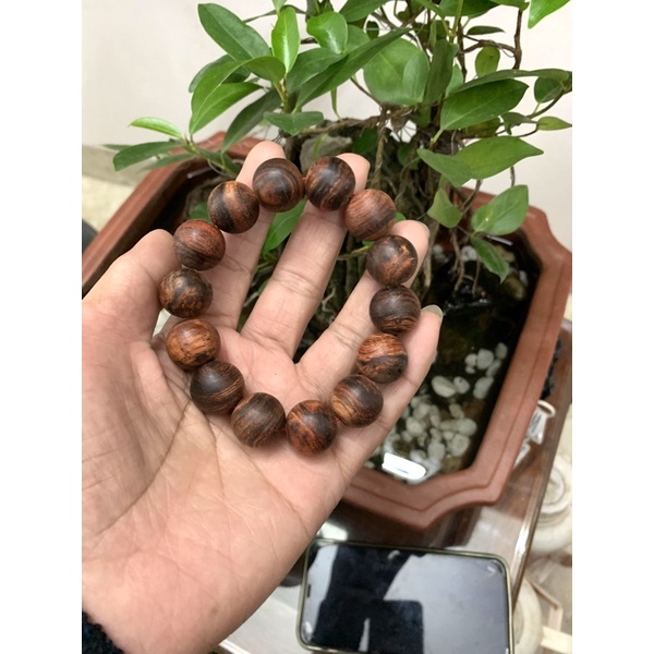 VÒNG TAY GỖ SƯA ĐỎ ,SƯA RỪNG TỰ NHIÊN.  HÀNG ĐỂ MỘC CÁC LOẠI.