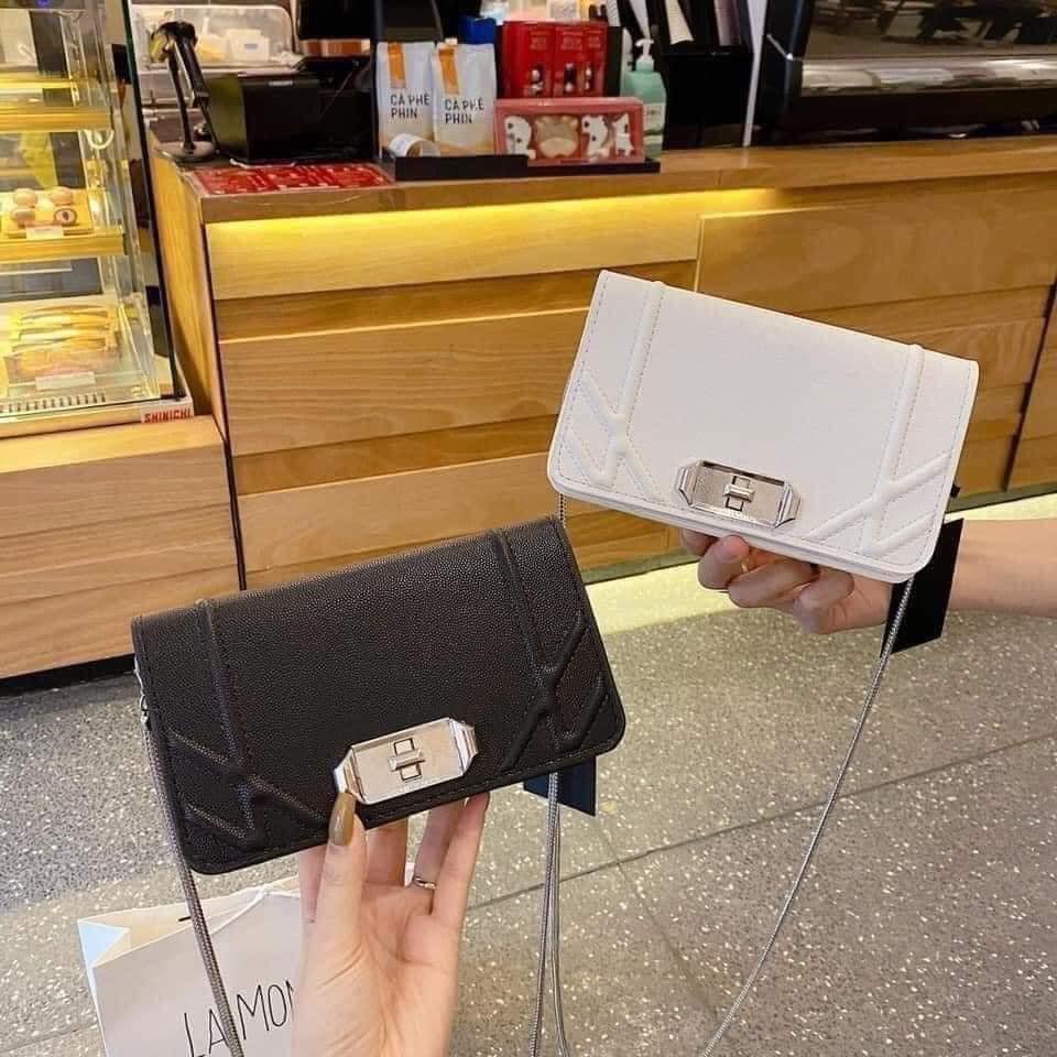 Túi đeo chéo - Túi C.K da gạo dáng dẹt size 18cm 2màu đen-trắng