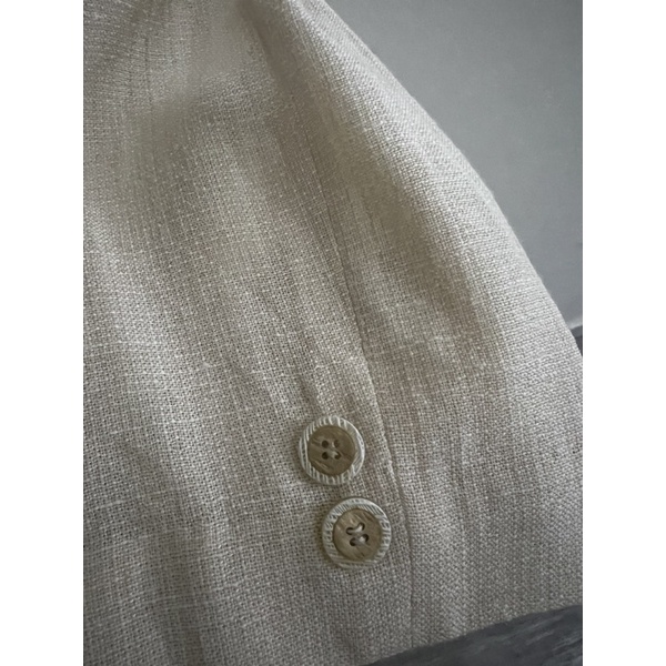 Pass áo blazer linen màu be sáng size S M nhỏ