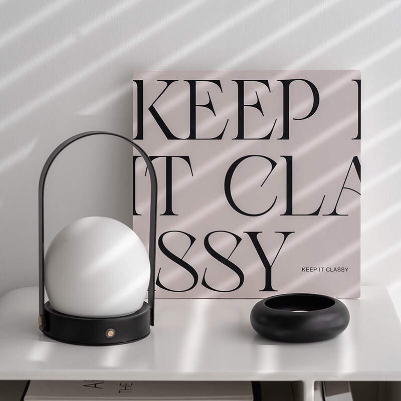 CÓ SẴN Tranh trang trí phong cách Bắc âu "Keep it classy" chất liệu PVC Belledecor