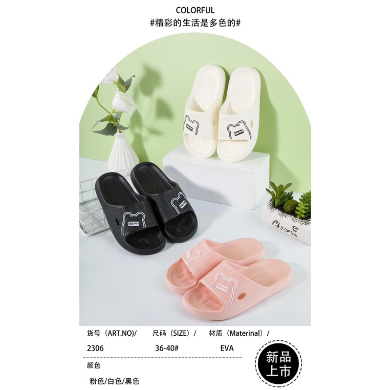 DÉP BẢN NỮ ĐI TRONG NHÀ