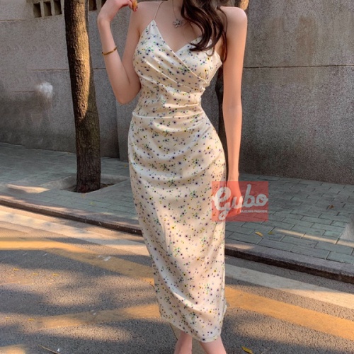 đầm nữ họa tiết hoa nhí váy xếp ly hoa sang chảnh GUBO79SC221