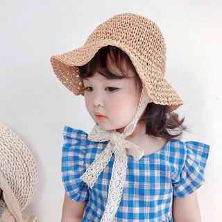 Mũ cói Ajuma đi biển cho bé