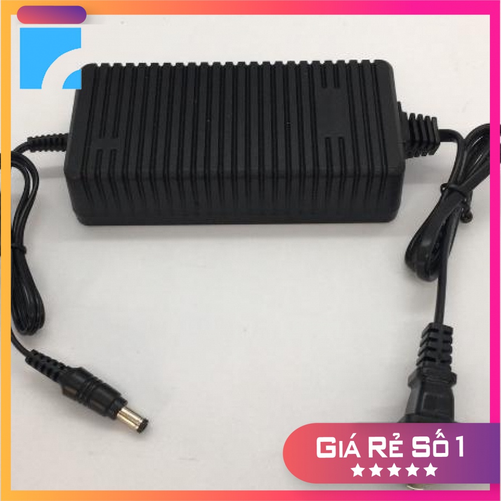 Nguồn tổng cho hệ thống camera 12V-5A ,hàng chuẩn - nguồn đúc 12V-5A