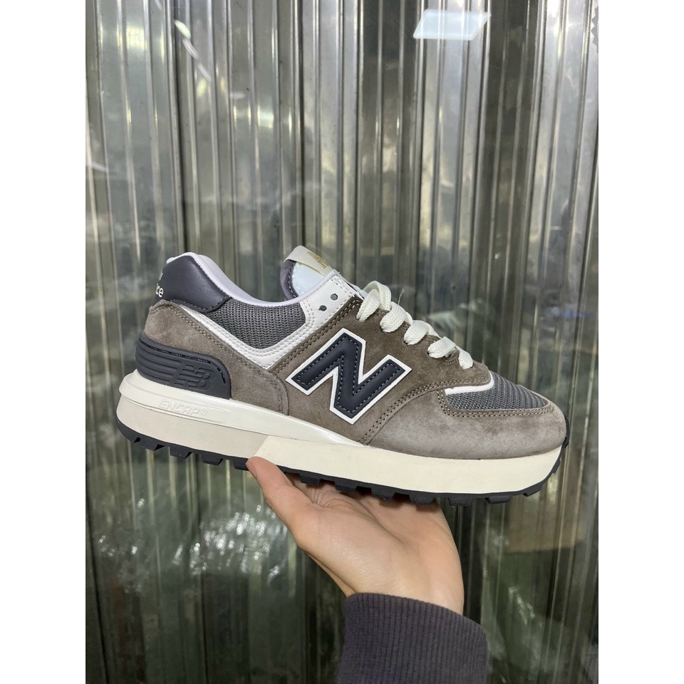 Giày New Balance NB đế cao da lộn phối màu nâu xám cao cấp