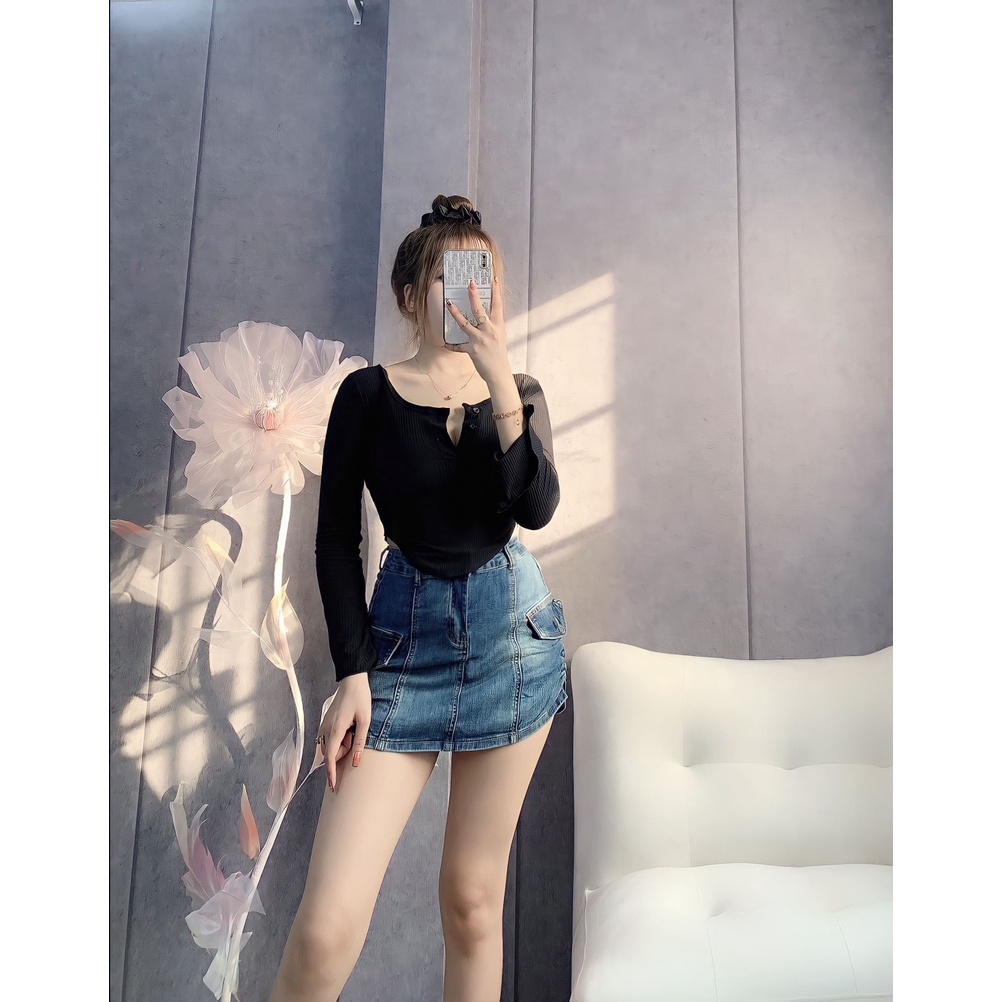 Áo kiểu vạt bầu tay dài loe xẻ cổ vuông cài nút xinh xinh , chất thun gân dày dặn mềm mát