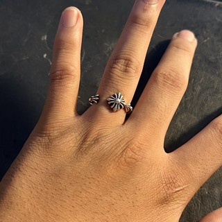 nhẫn chromehearts