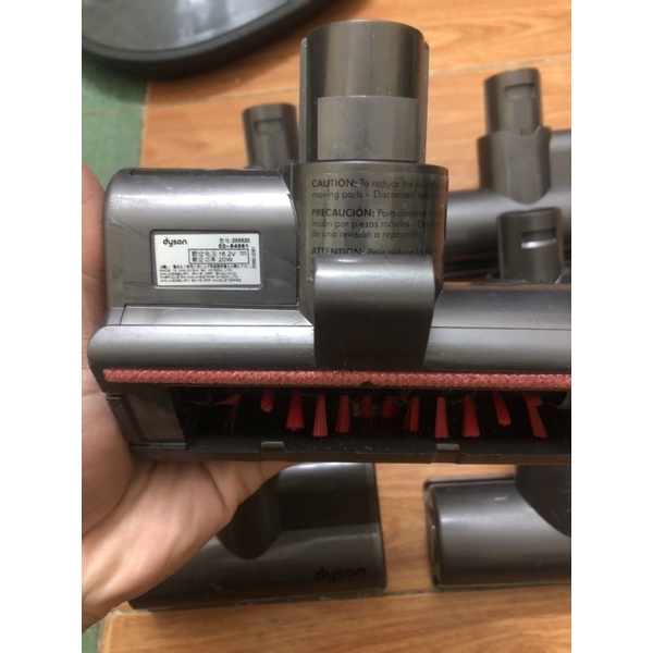 Đầu hút nệm dyson v6