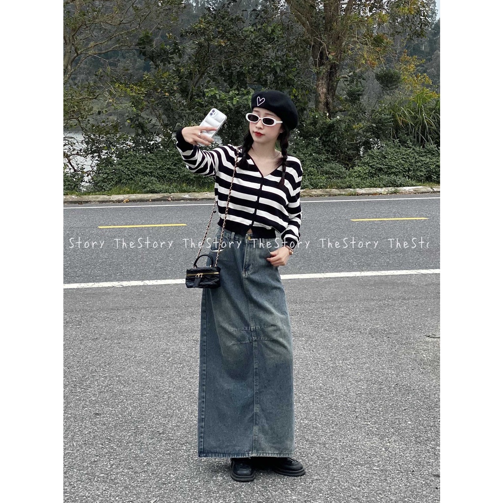 Chân váy jean dáng dài có 2 đường chéo ở giữa  CV367